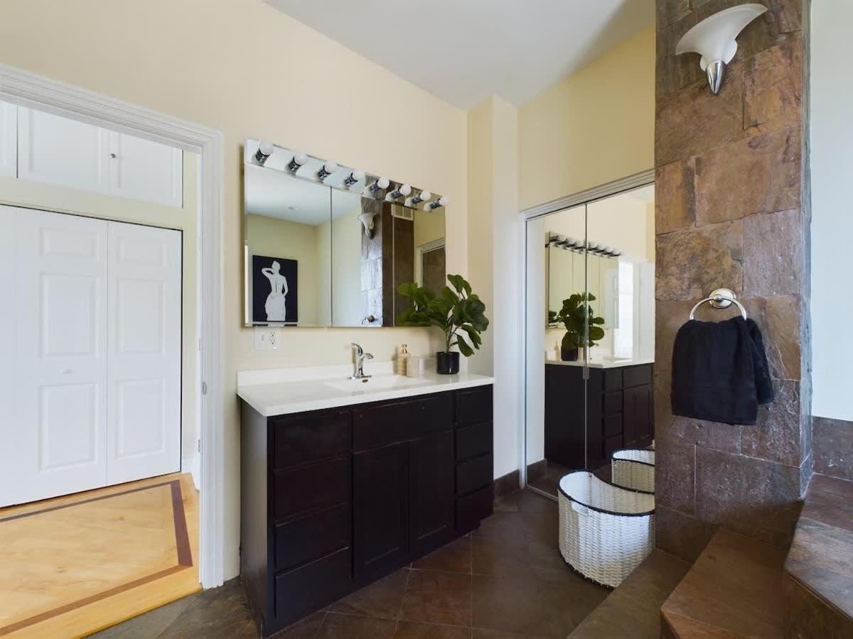 Luxe 4Br With Hot Tub & Game Room Chicago Exteriér fotografie